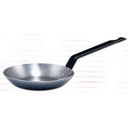 One Pan to Cook Them All – The Versatility of Carbon Steel Skillets