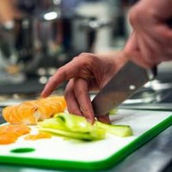 Choosing the Right Foodservice Cutting Boards